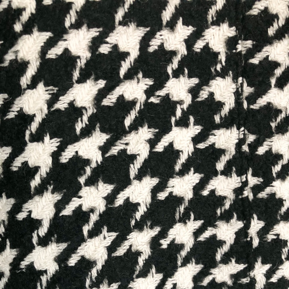 Smythe Houndstooth Coat - Picture 15 of 16
